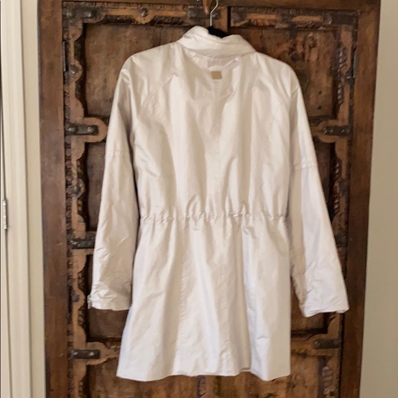 Rainforest Coat - Picture 4 of 6